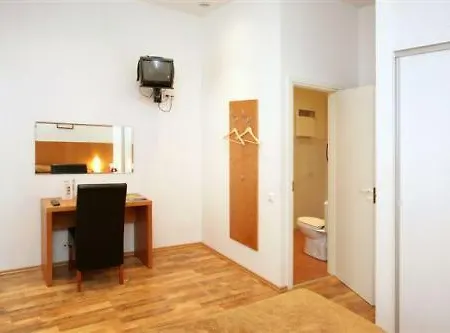 Hotel B&B Riga Ρίγα